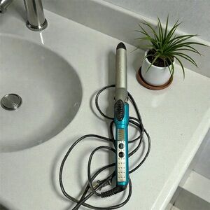 Infinity Pro Conair 1 Inch Curling Iron